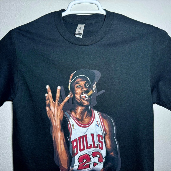 Michael Jordan Three Peat Chicago Bulls T-Shirt Gildan Heavy Cotton Small Black - Picture 3 of 8